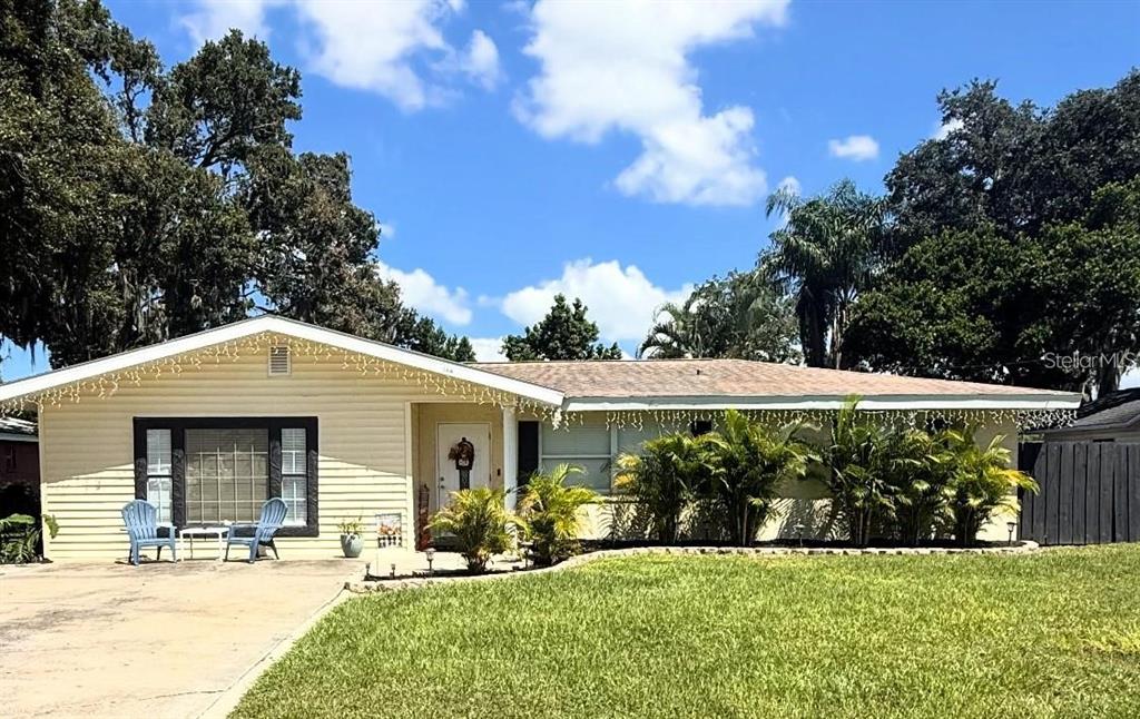 144 BEVERLY DR
