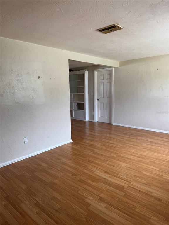 4640 TROPICAL LANE, HOLIDAY, FL — photo 2 of 20