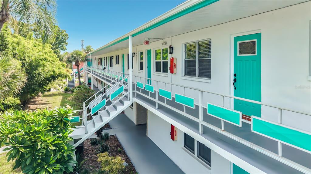 6100 21ST STREET N UNIT 17, ST PETERSBURG, FL — photo 3 of 30