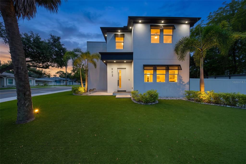 902 W SLIGH AVENUE, TAMPA, FL — photo 2 of 30