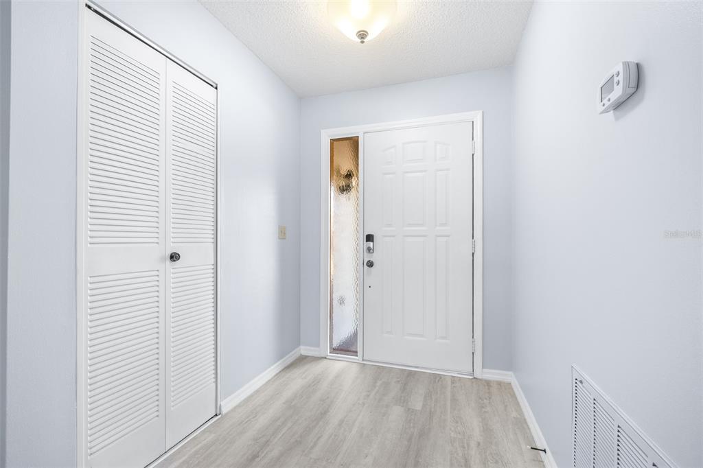1521 LELAND DRIVE, SUN CITY CENTER, FL — photo 2 of 30