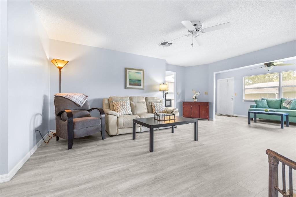 1521 LELAND DRIVE, SUN CITY CENTER, FL — photo 3 of 30
