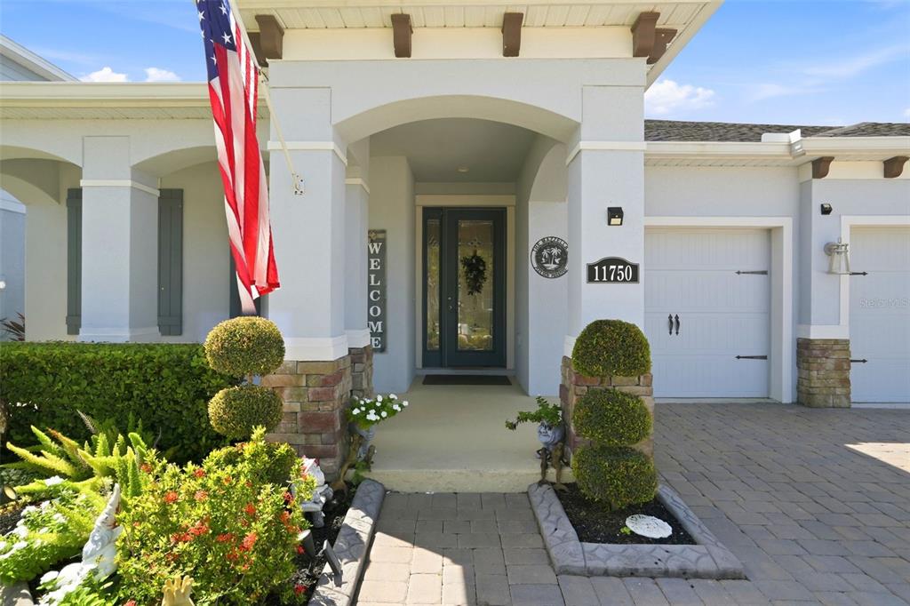 11750 LAKE LUCAYA DRIVE, RIVERVIEW, FL — photo 2 of 30
