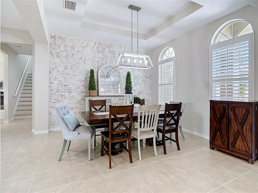 17014 E 2ND AVENUE, BRADENTON, FL — photo 4 of 30