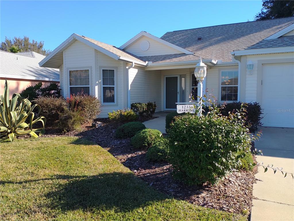 1233 OAK FOREST DRIVE, THE VILLAGES, FL — photo 3 of 25