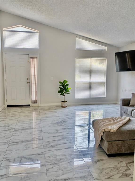 521 CYPRESS TREE COURT, ORLANDO, FL — photo 2 of 10