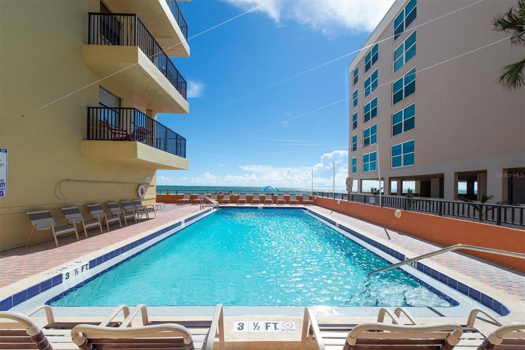 14710 GULF BOULEVARD UNIT 206, MADEIRA BEACH, FL — photo 3 of 30