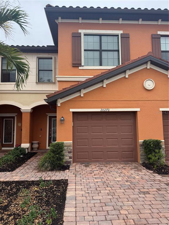 20270 LAGENTE CIRCLE