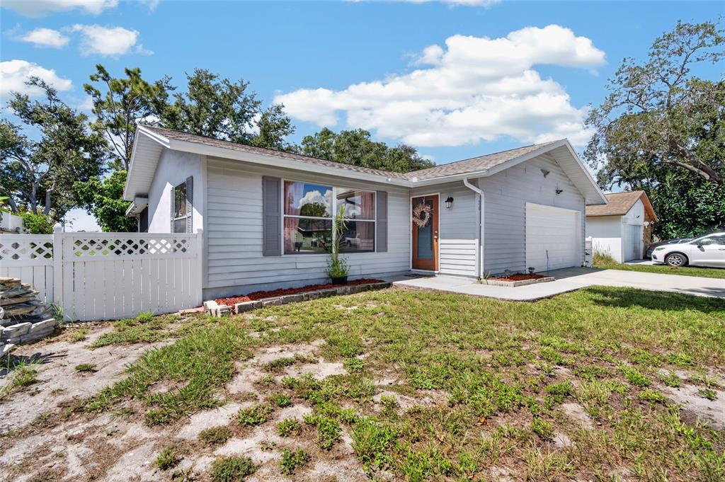 1650 12TH STREET SW, LARGO, FL — photo 4 of 30
