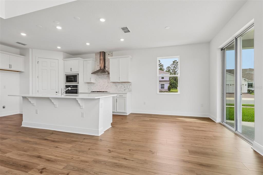 5860 SIERRA CROWN STREET, MOUNT DORA, FL — photo 5 of 30