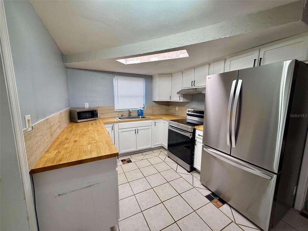 3214 KILBURN ROAD, HOLIDAY, FL — photo 4 of 24