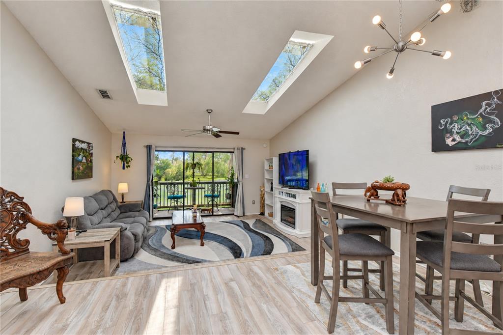 6238 92ND PLACE N UNIT 3205, PINELLAS PARK, FL — photo 5 of 30