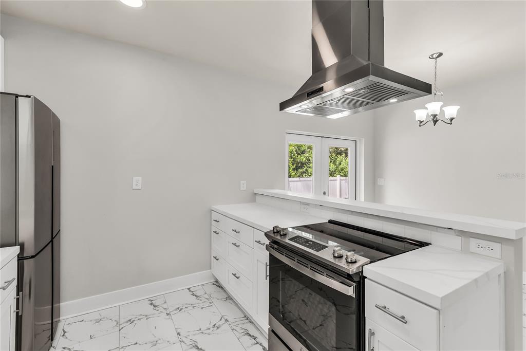 3954 S SANFORD AVENUE, SANFORD, FL — photo 3 of 30