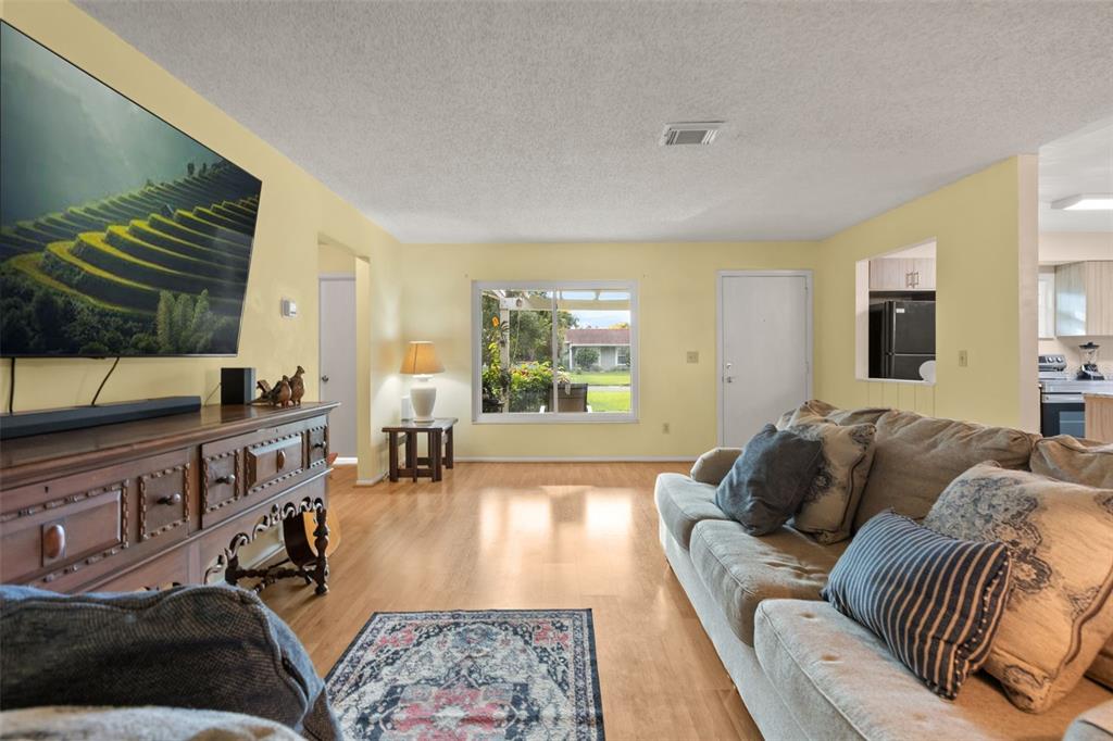 10409 HIDDEN LANE, ORLANDO, FL — photo 3 of 25