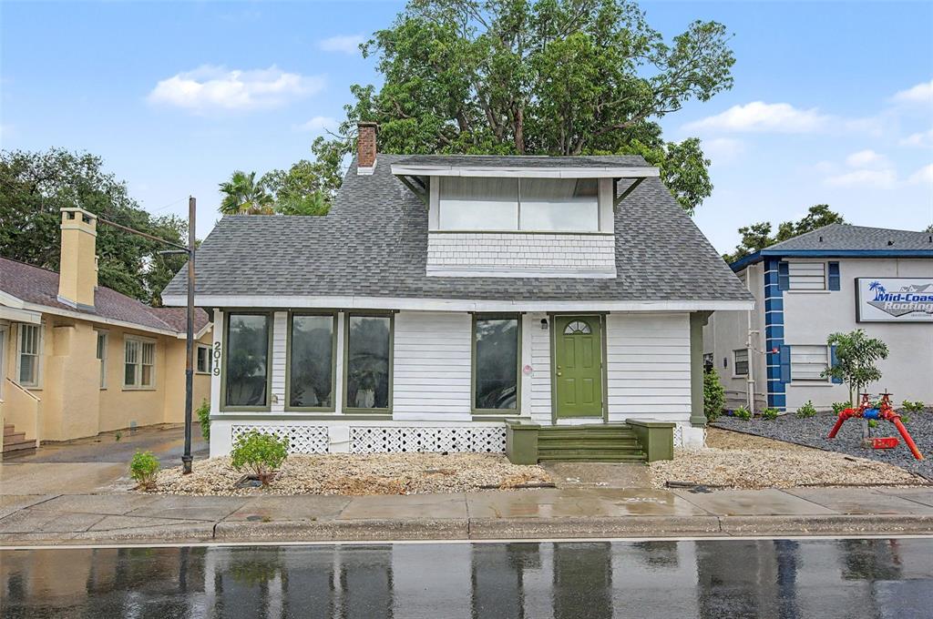2019 MANATEE AVENUE W