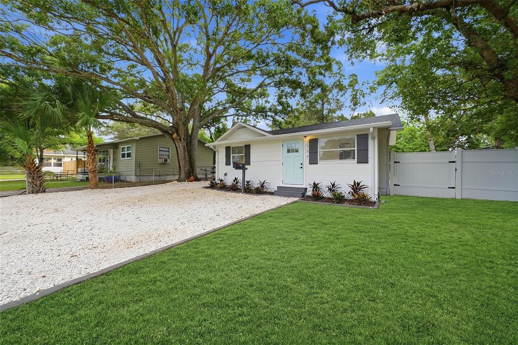 1752 42ND STREET S, ST PETERSBURG, FL — photo 3 of 34