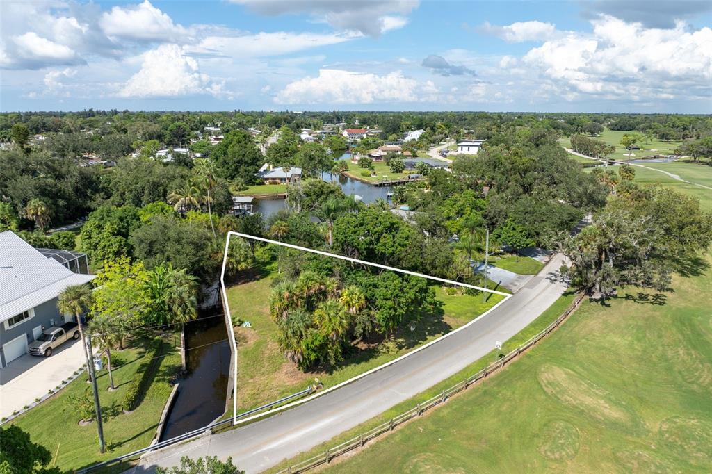 423 MAGELLAN DRIVE, SARASOTA, FL — photo 4 of 19