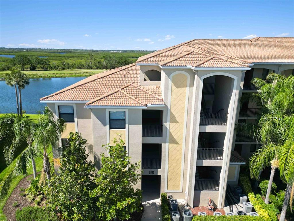 7015 RIVER HAMMOCK DRIVE UNIT 201, BRADENTON, FL — photo 5 of 30