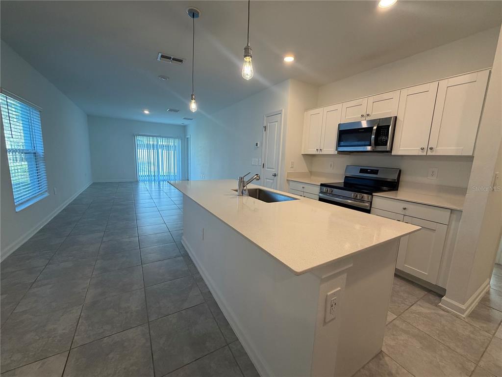 537 SEA TURTLE LANE, HAINES CITY, FL — photo 4 of 14