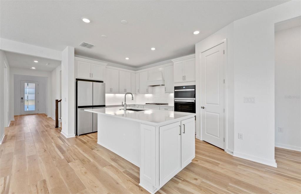 13721 EVERGREEN VALLEY DRIVE, RIVERVIEW, FL — photo 3 of 30