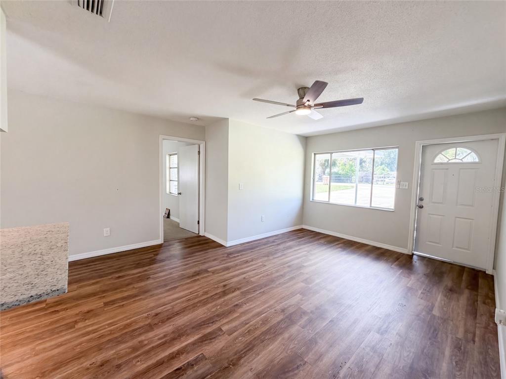 4526 EAGLES NEST ROAD, FRUITLAND PARK, FL — photo 3 of 26