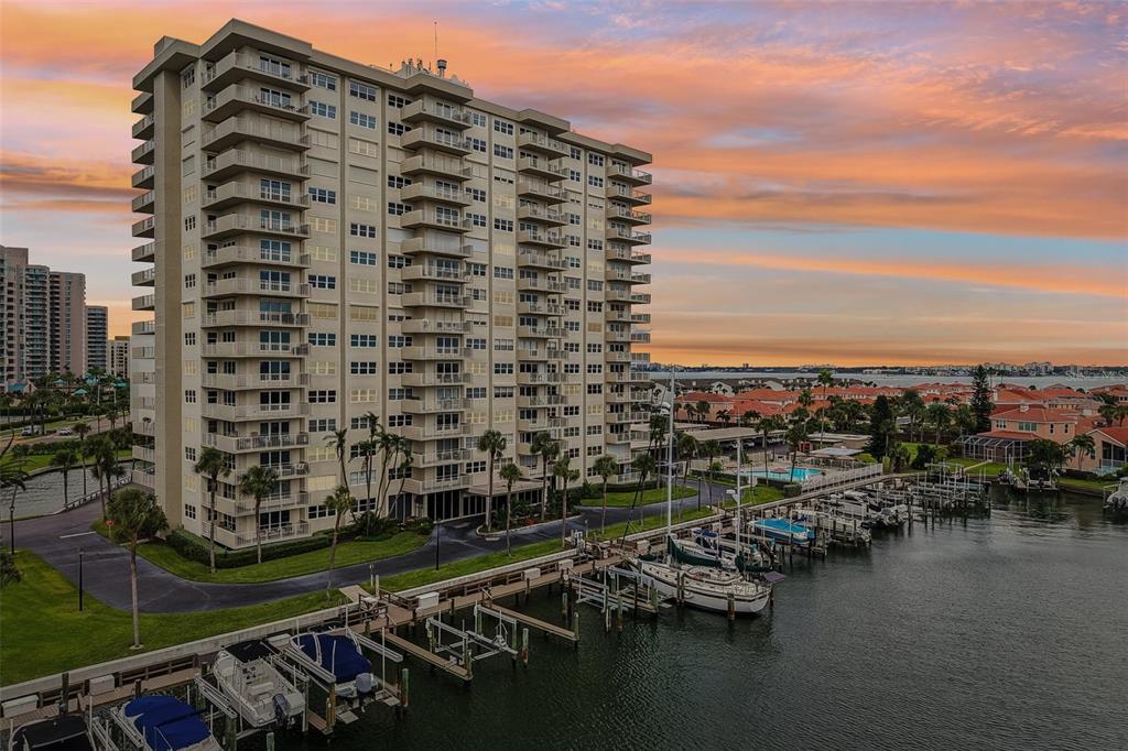 1621 GULF BOULEVARD UNIT 1604, CLEARWATER, FL — photo 2 of 30