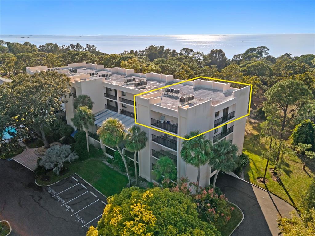 408 TARPON POINT