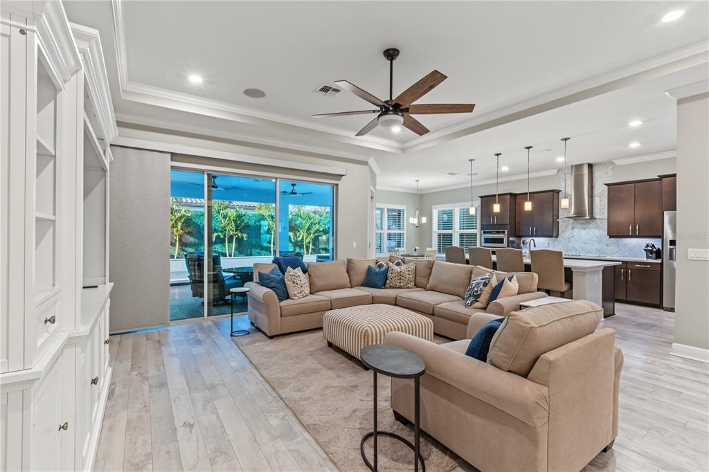 8037 LUDINGTON CIRCLE, ORLANDO, FL — photo 5 of 63