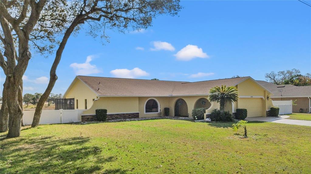 488 FIELDSTONE LANE, SPRING HILL, FL — photo 3 of 48