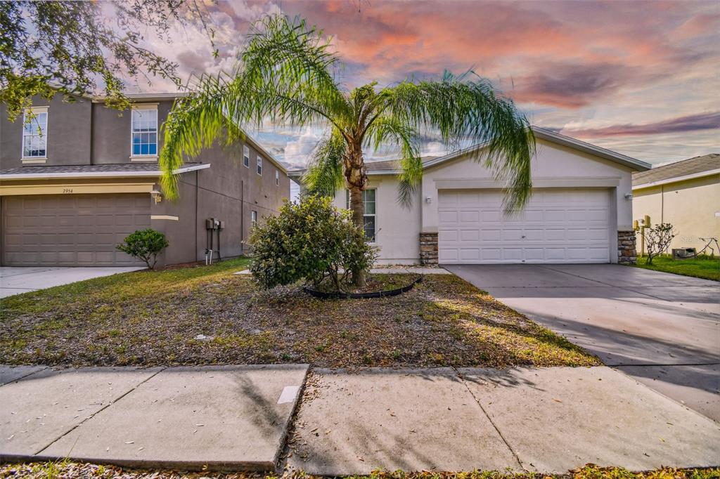7956 CARRIAGE POINTE DRIVE