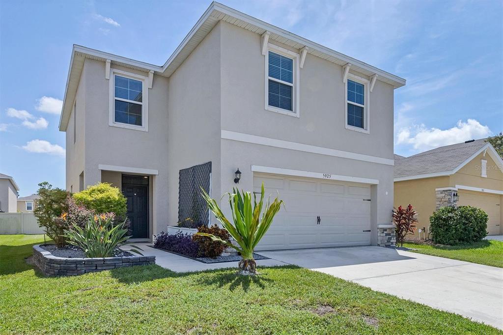 5925 SILVER SAGE WAY