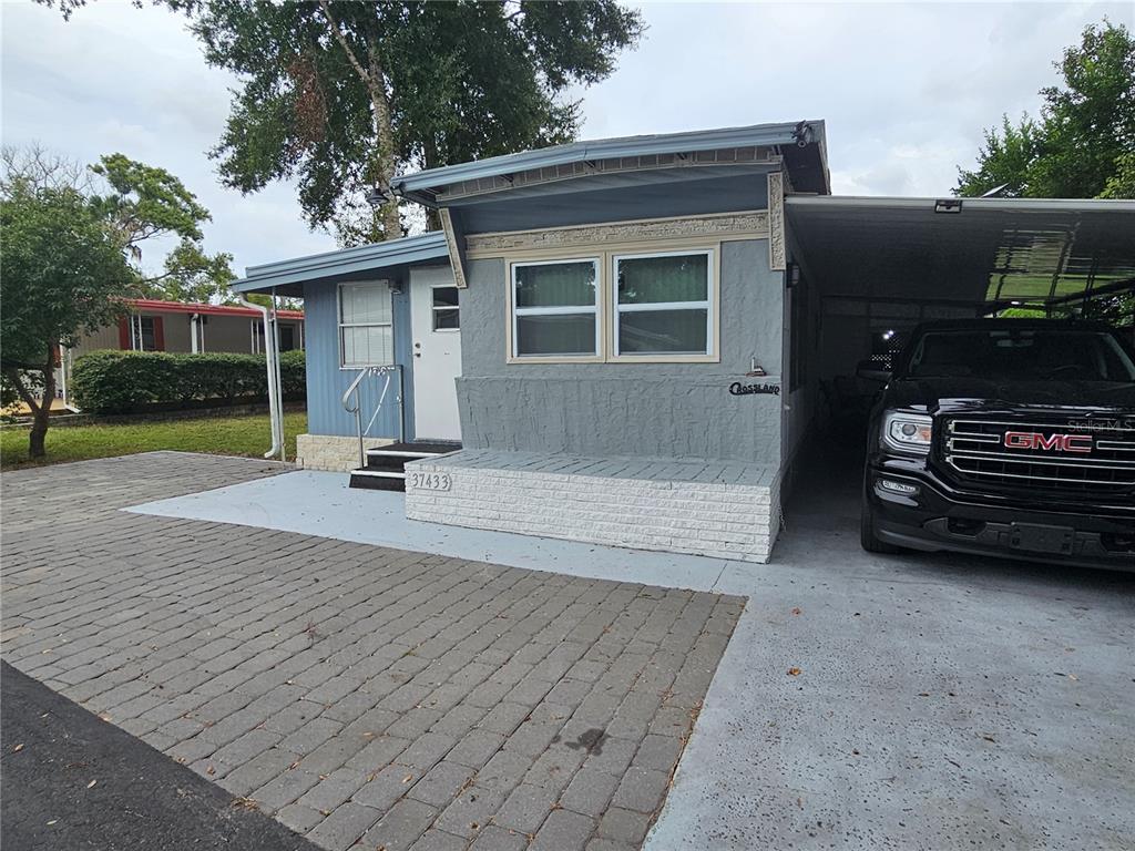 37433 HAMMOND DRIVE, ZEPHYRHILLS, FL — photo 2 of 28