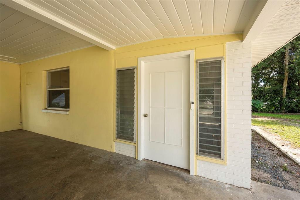 5136 STUDIO DRIVE, ZEPHYRHILLS, FL — photo 5 of 30