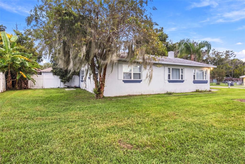 1540 S LAKE SHIPP DRIVE, WINTER HAVEN, FL — photo 3 of 21