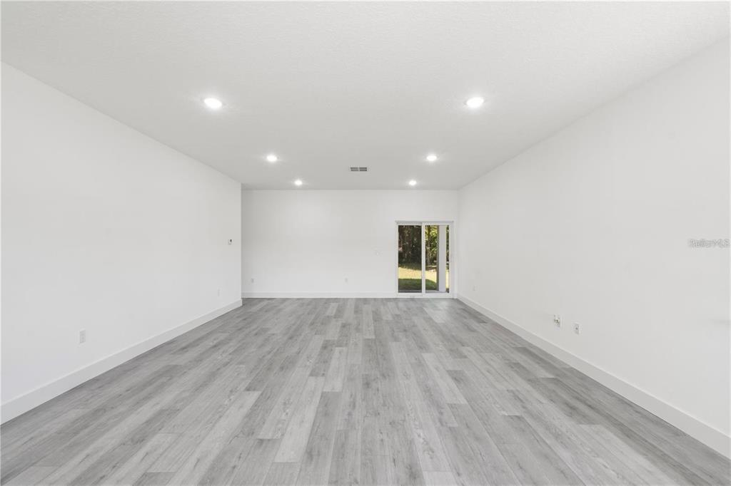 820 E DESOTO STREET, CLERMONT, FL — photo 3 of 30