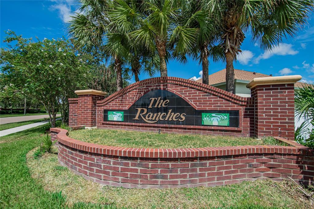4951 WHISTLING PINES COURT, WESLEY CHAPEL, FL — photo 2 of 30