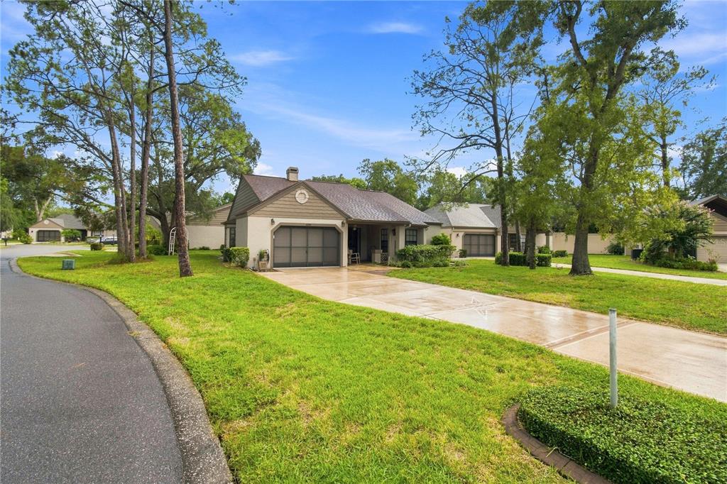 6084 PORT RUSH COURT, SPRING HILL, FL — photo 3 of 61