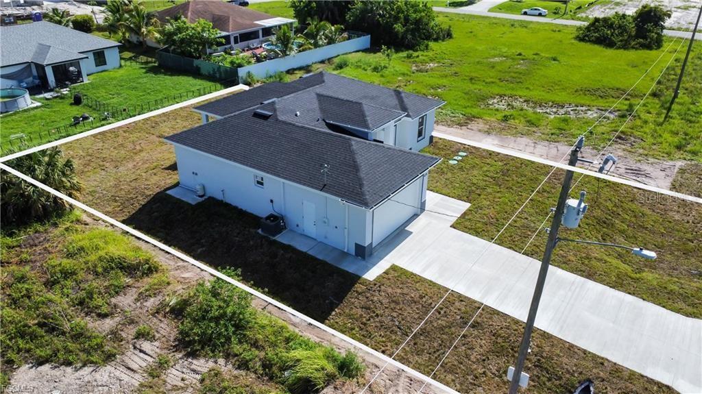 475 RAYMER STREET, LEHIGH ACRES, FL — photo 4 of 24