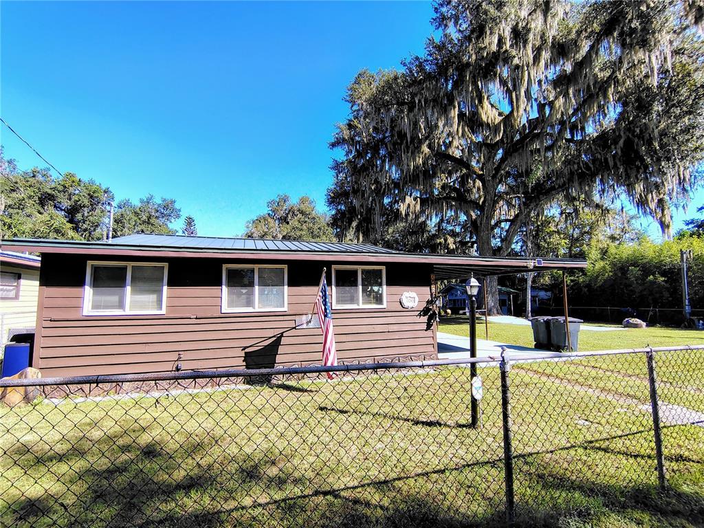766 CR 485A, LAKE PANASOFFKEE, FL — photo 2 of 64