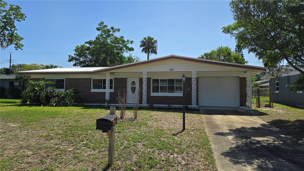 1119 EDITH DRIVE