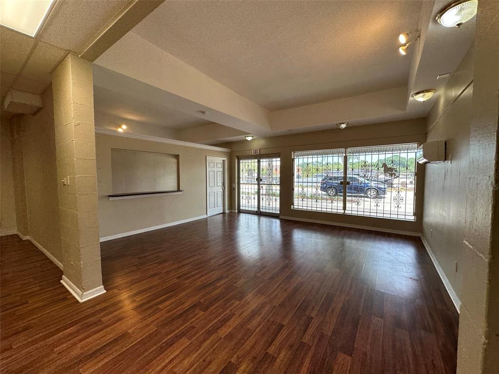 228 S WOODLAND BOULEVARD, DELAND, FL — photo 4 of 8