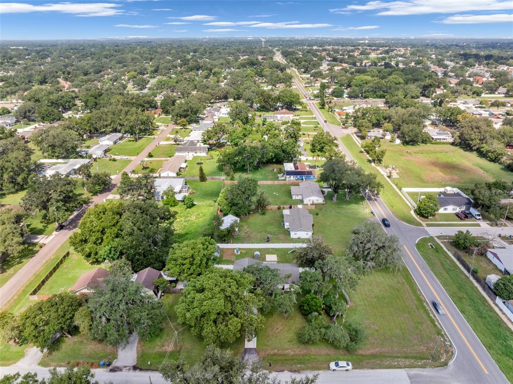 1002 KAY JEAN DRIVE, VALRICO, FL — photo 3 of 30