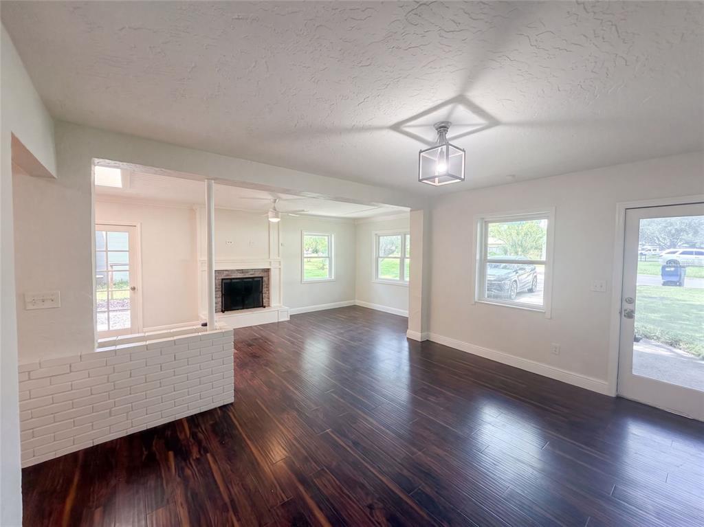 10806 W ELBOW DRIVE, TAMPA, FL — photo 3 of 20