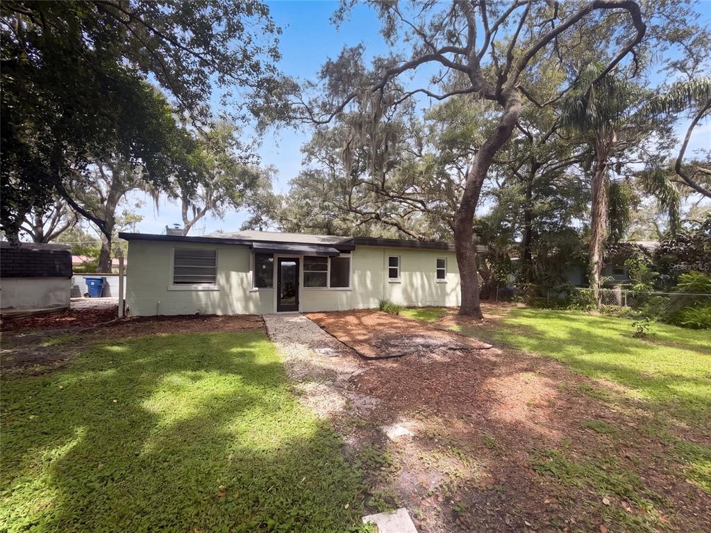 10806 W ELBOW DRIVE, TAMPA, FL — photo 5 of 20