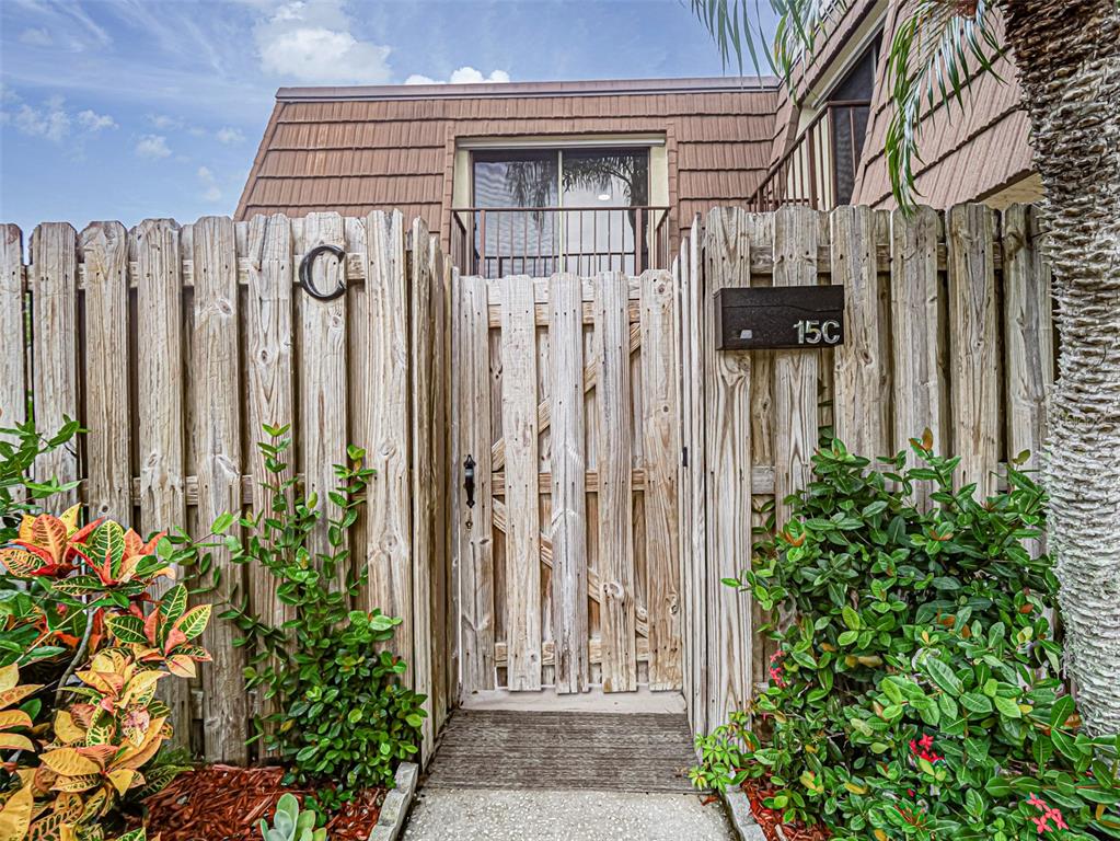 1166 6TH AVENUE UNIT 15C, VERO BEACH, FL — photo 3 of 30