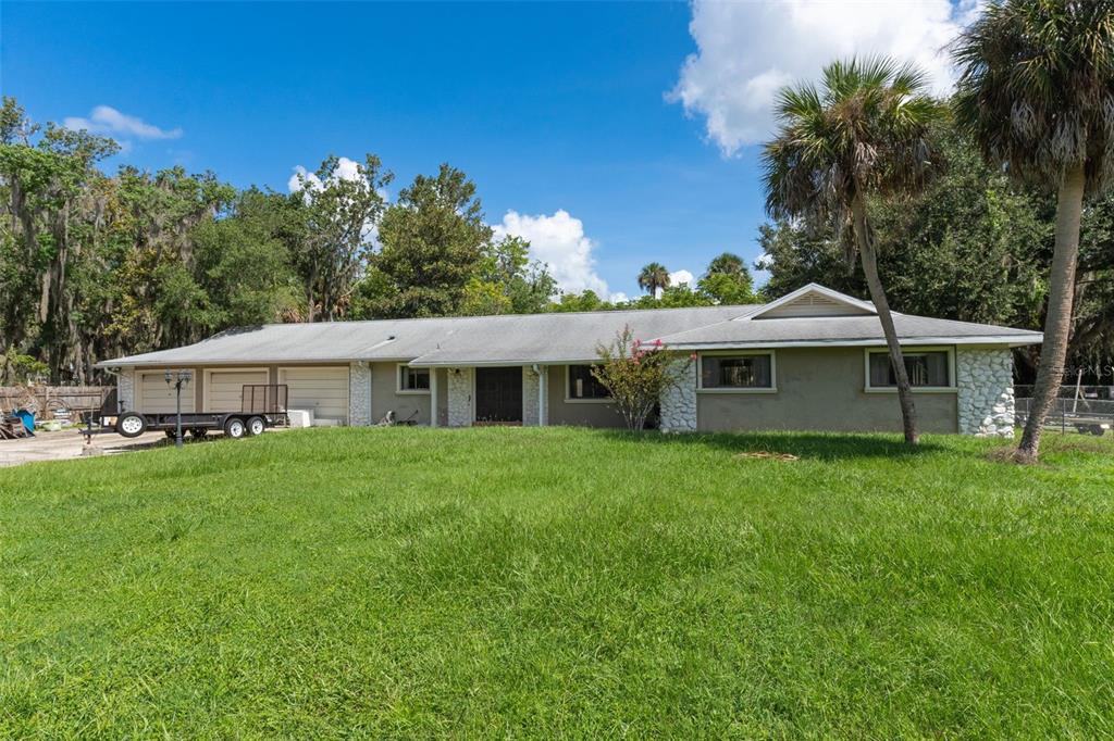 149 & 151 SE PARADISE POINT ROAD, CRYSTAL RIVER, FL — photo 5 of 30
