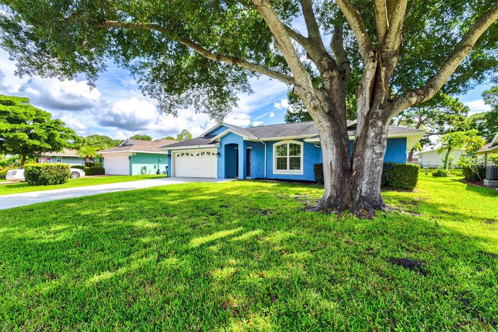 7129 QUEEN PALM CIRCLE, SARASOTA, FL — photo 4 of 30