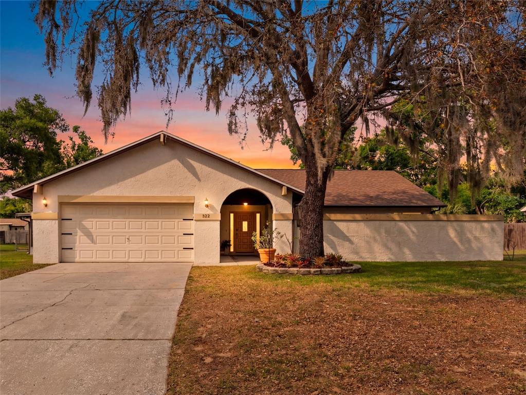 322 HOLLOWTREE DRIVE