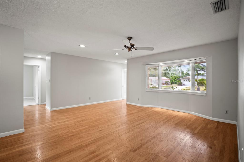 6512 BOWLINE DRIVE, SARASOTA, FL — photo 5 of 25