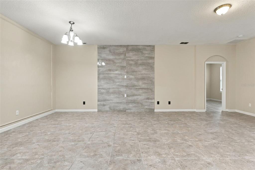 12061 SAWGRASS RESERVE BOULEVARD, ORLANDO, FL — photo 5 of 40